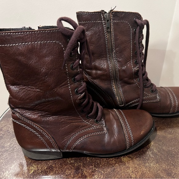 Steve Madden Combat Boots in Brown - Picture 2 of 9